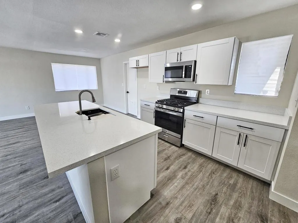 82180 Verbena Avenue, Indio, California 92201 home-pic-2