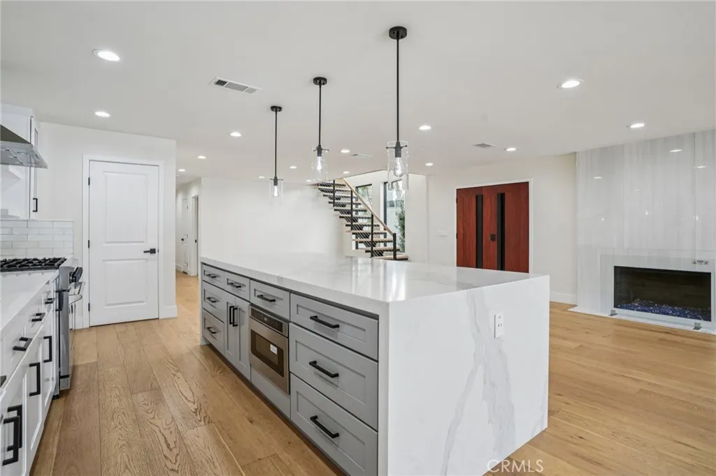 21922 Erie, Lake Forest, California 92630 home-pic-12