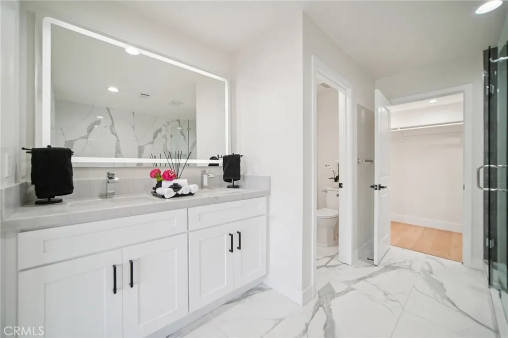 21922 Erie, Lake Forest, California 92630 home-pic-36