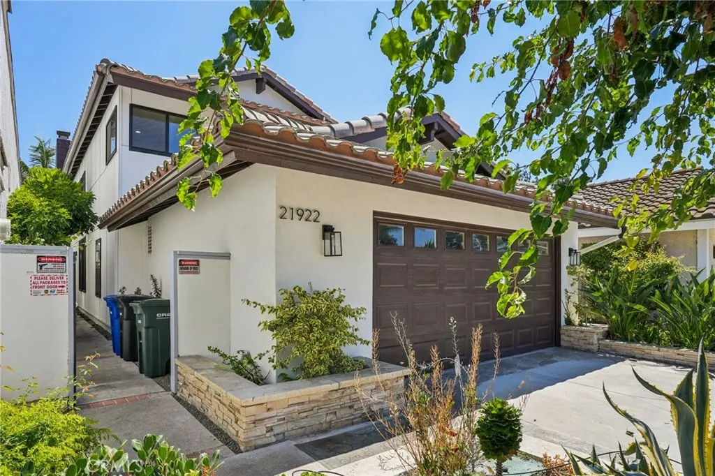 21922 Erie, Lake Forest, California 92630 home-pic-47