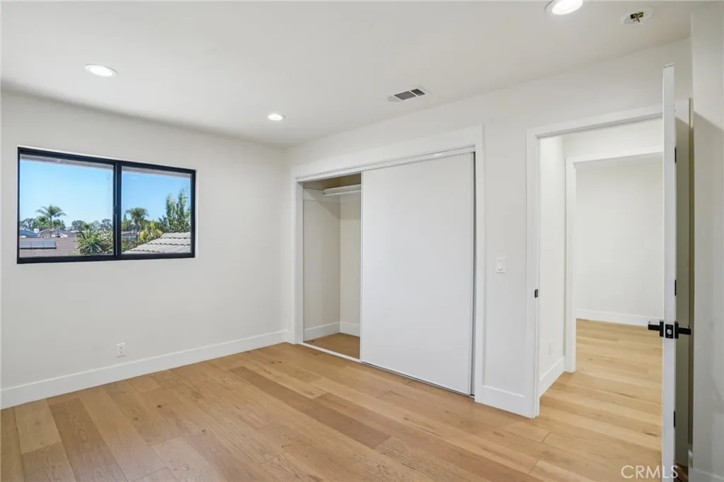 21922 Erie, Lake Forest, California 92630 home-pic-29