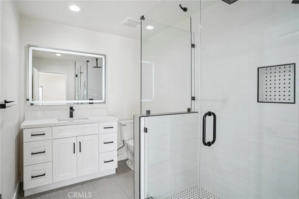 21922 Erie, Lake Forest, California 92630 home-pic-27