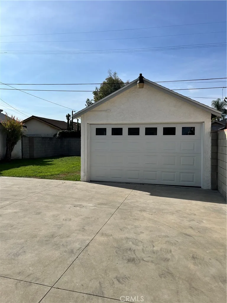 5431 5th, Los Angeles, California 90043 home-pic-11