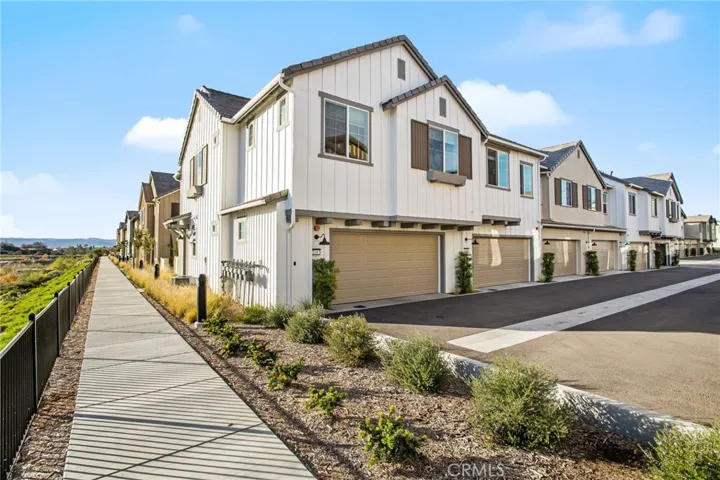 32467 Tannat Drive, Temecula, California 92591