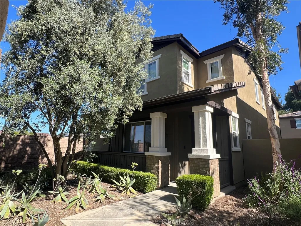 1907 Canopy Lane, La Verne, California 91750 home-pic-1