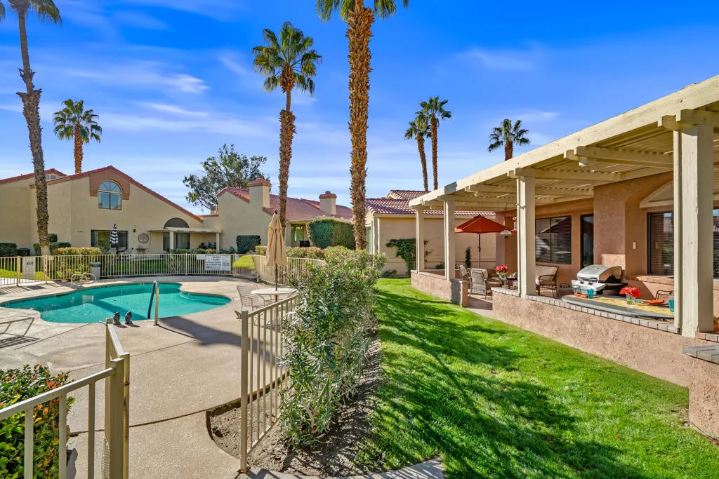 42334 Sari Court, Palm Desert, California 92211 home-pic-36