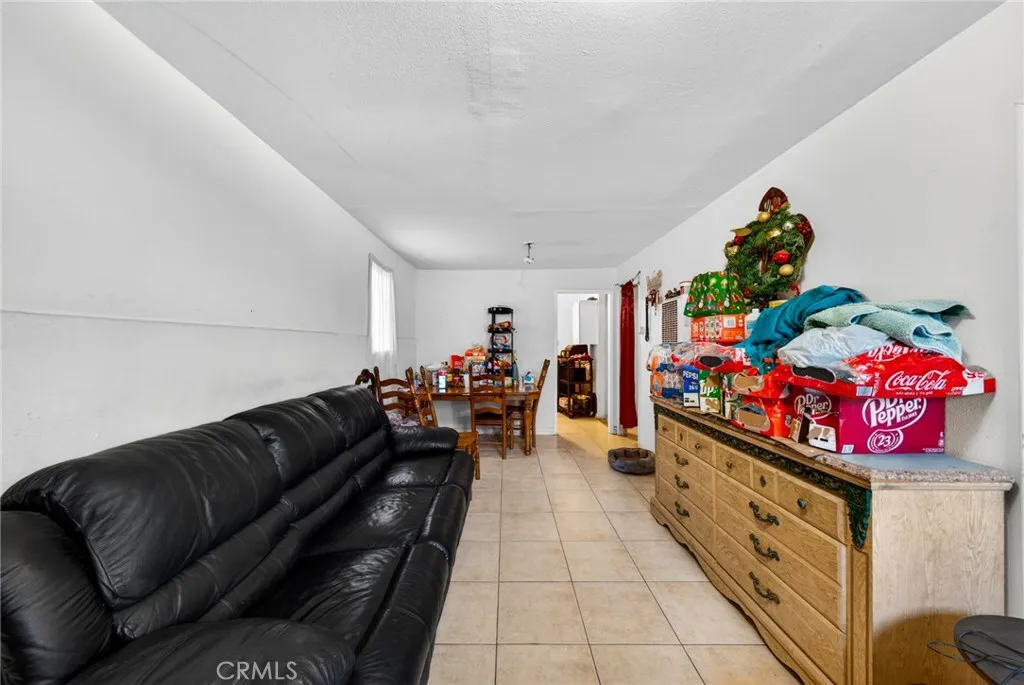 578 W Oliver, San Pedro, California 90731 home-pic-6