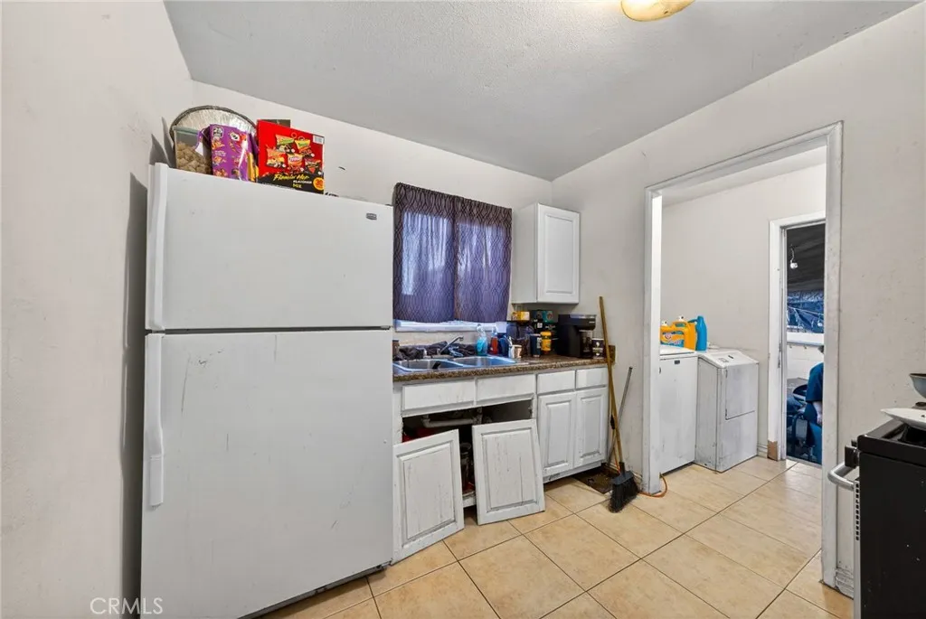 578 W Oliver, San Pedro, California 90731 home-pic-14