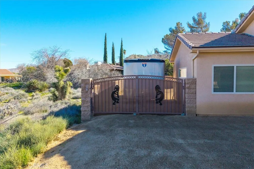 8443 Bannock, Yucca Valley, California 92284 home-pic-49