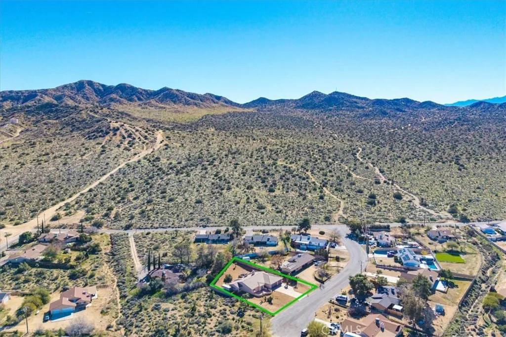 8443 Bannock, Yucca Valley, California 92284 home-pic-56