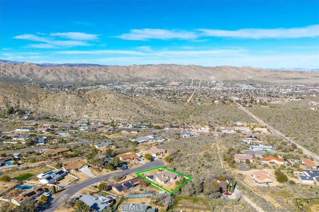 8443 Bannock, Yucca Valley, California 92284 home-pic-58