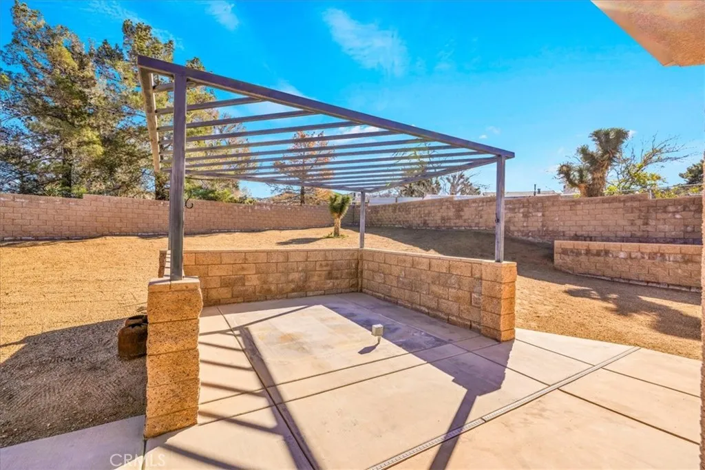 8443 Bannock, Yucca Valley, California 92284 home-pic-46
