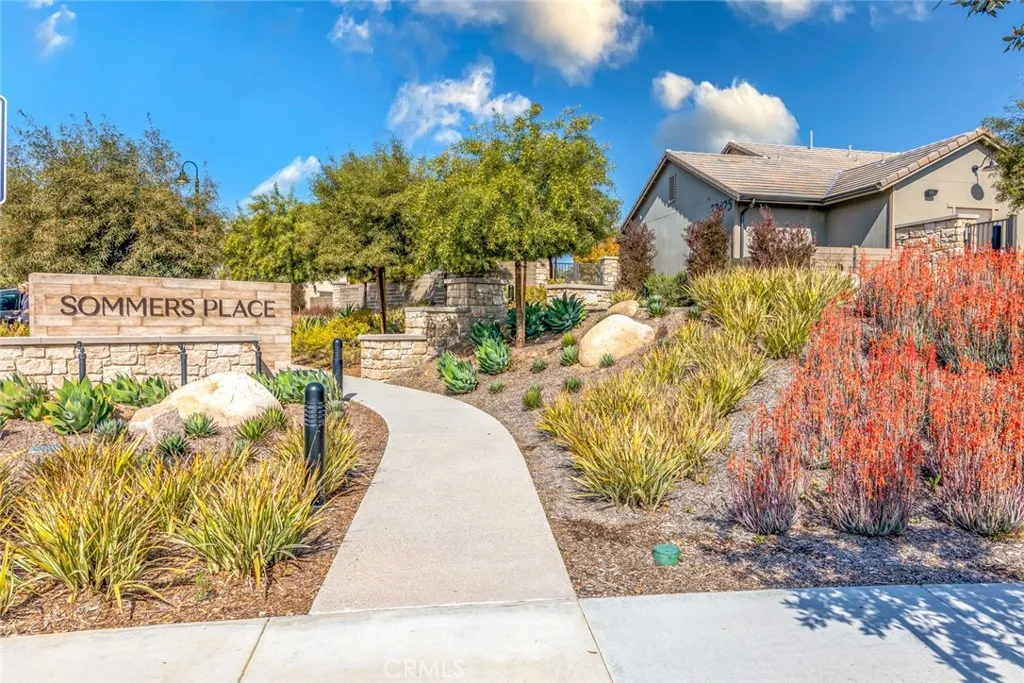 39320 Brunello Way, Temecula, California 92591 home-pic-4