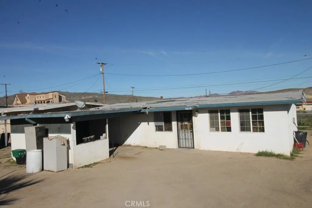 1429 Mesa, Barstow, California 92311 home-pic-1