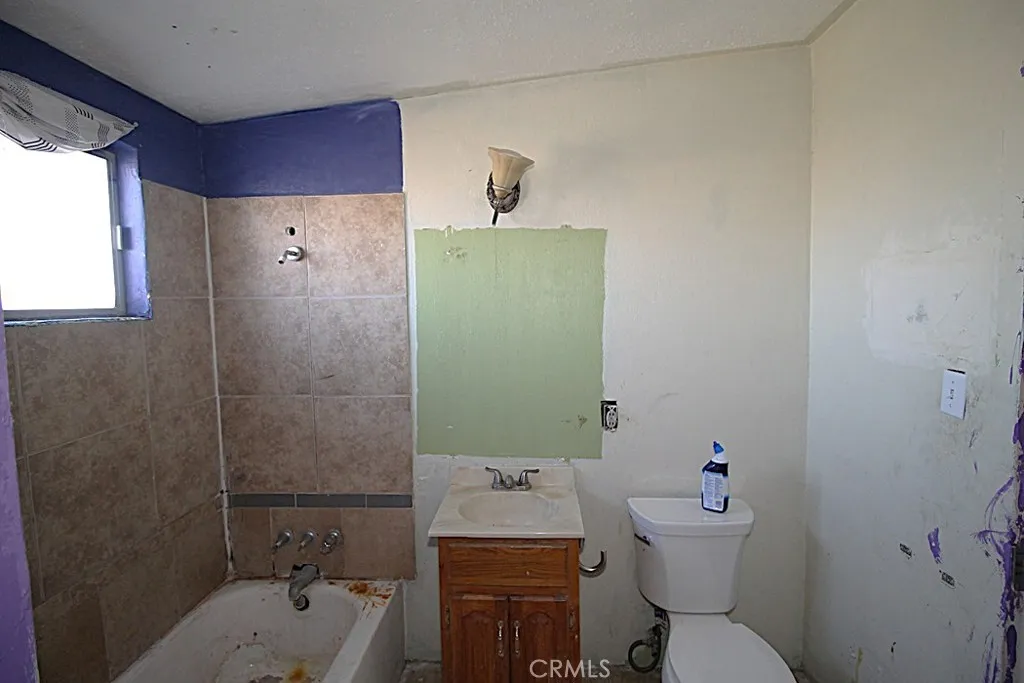 1429 Mesa, Barstow, California 92311 home-pic-12