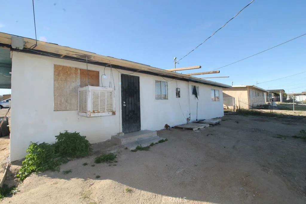 1429 Mesa, Barstow, California 92311 home-pic-2