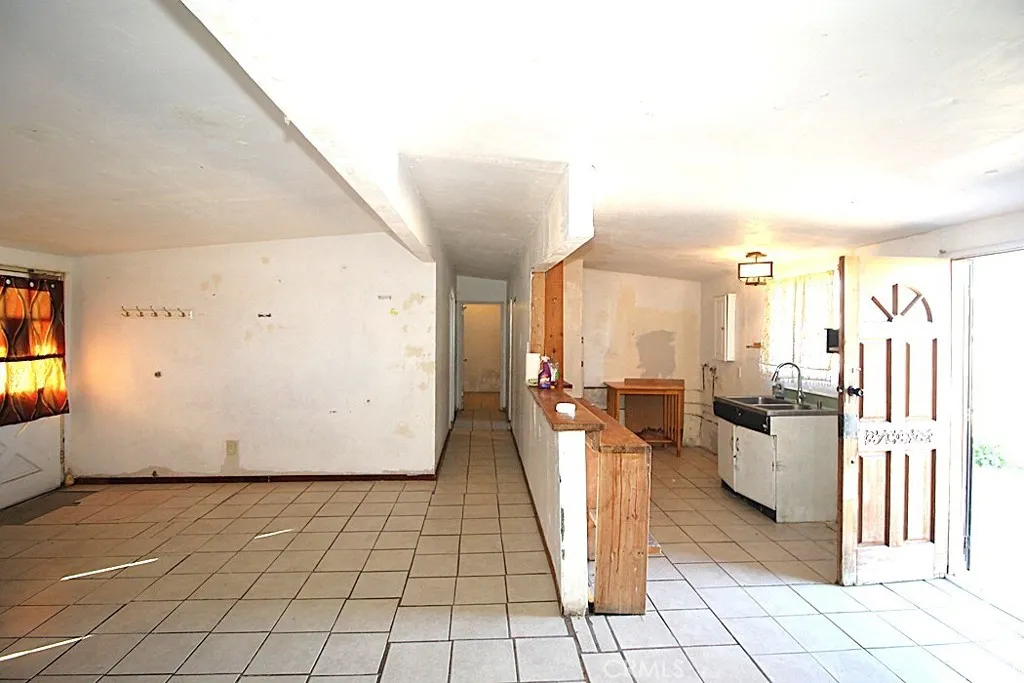 1429 Mesa, Barstow, California 92311 home-pic-7