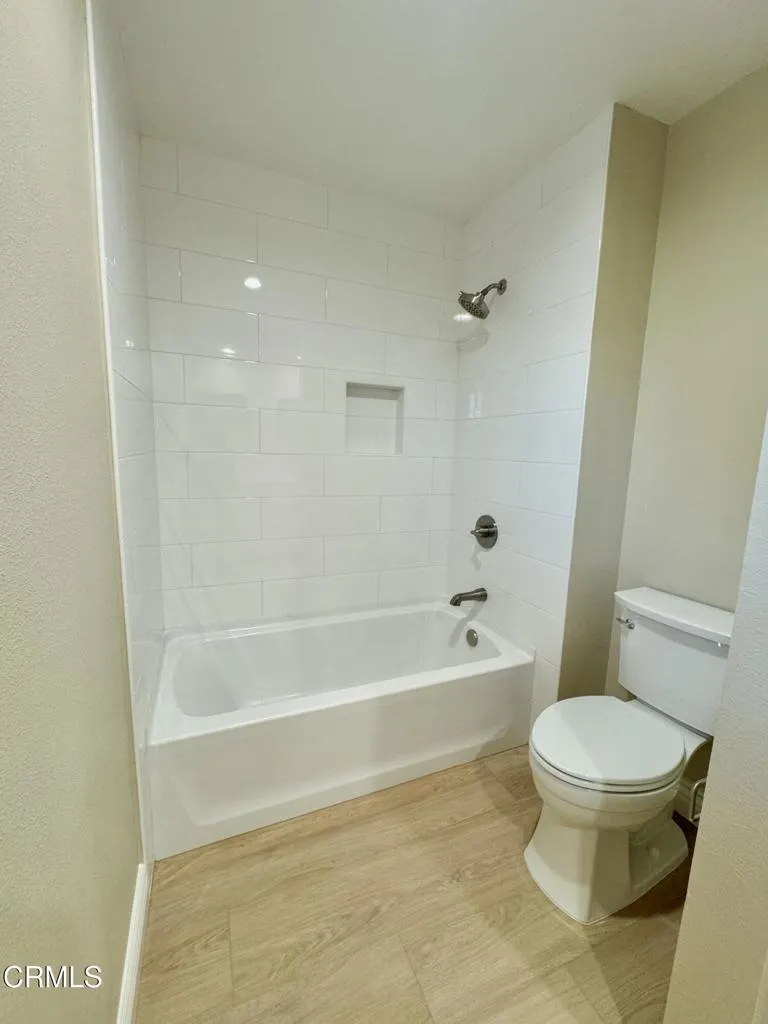 71 Del Ray Circle, Thousand Oaks, California 91362 home-pic-16