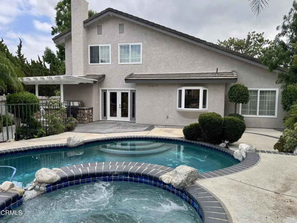 71 Del Ray Circle, Thousand Oaks, California 91362 home-pic-1
