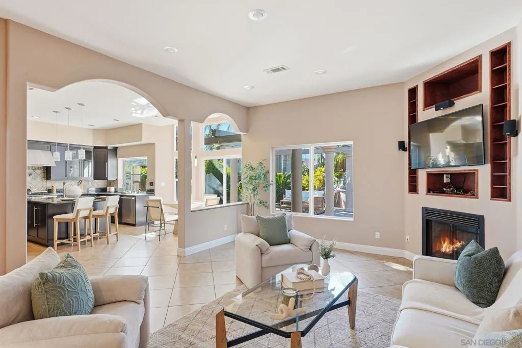 11479 Duenda Rd, San Diego, California 92127 home-pic-6