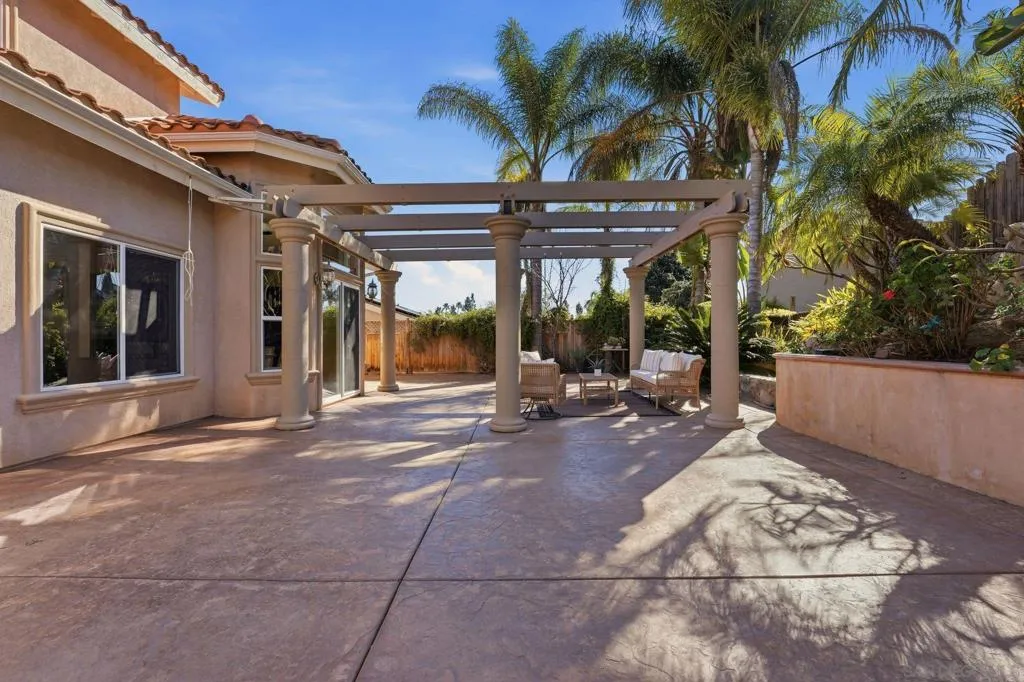 11479 Duenda Rd, San Diego, California 92127 home-pic-46