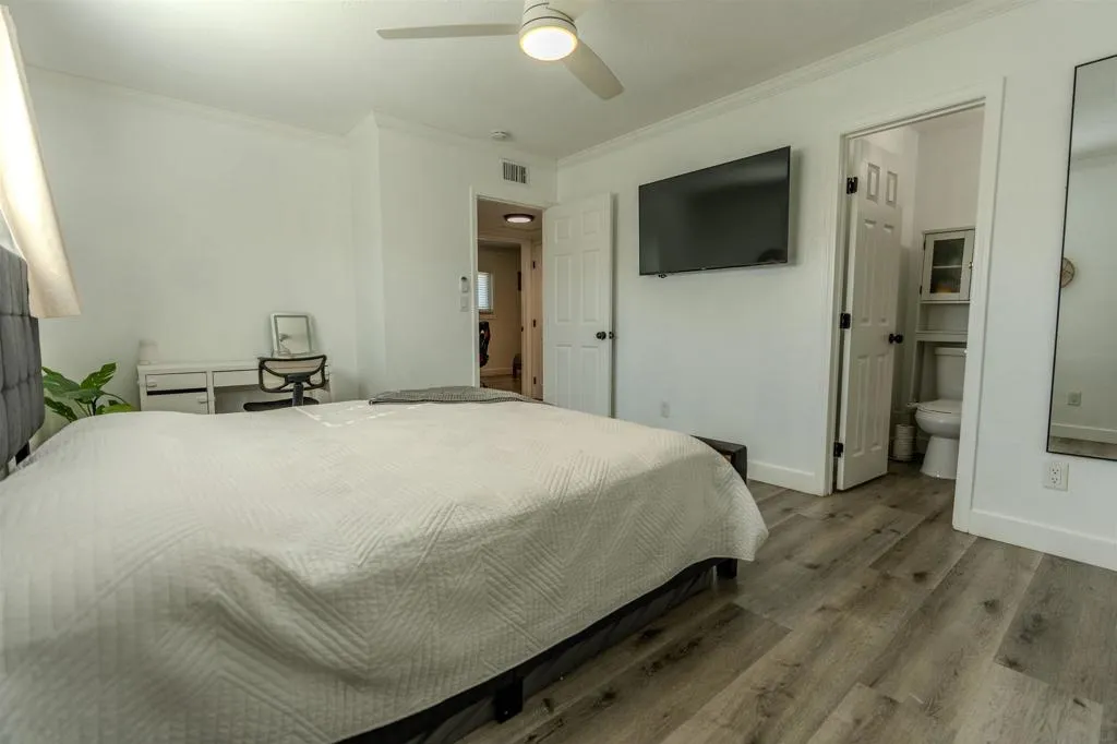 6418 Hayward Way, San Diego, California 92139 home-pic-22