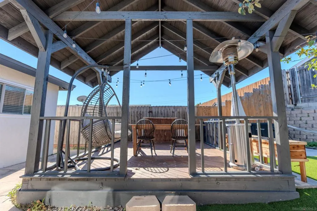 6418 Hayward Way, San Diego, California 92139 home-pic-13