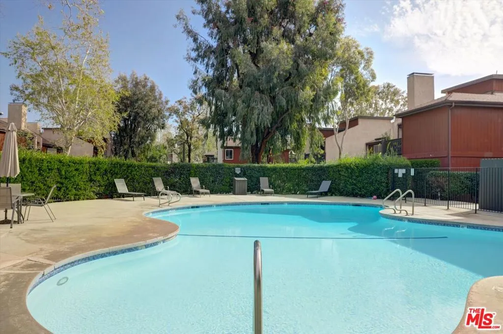 4845 Maytime Lane, Culver City, California 90230 home-pic-48
