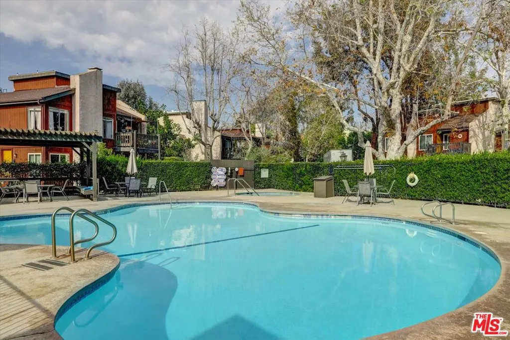 4845 Maytime Lane, Culver City, California 90230 home-pic-46