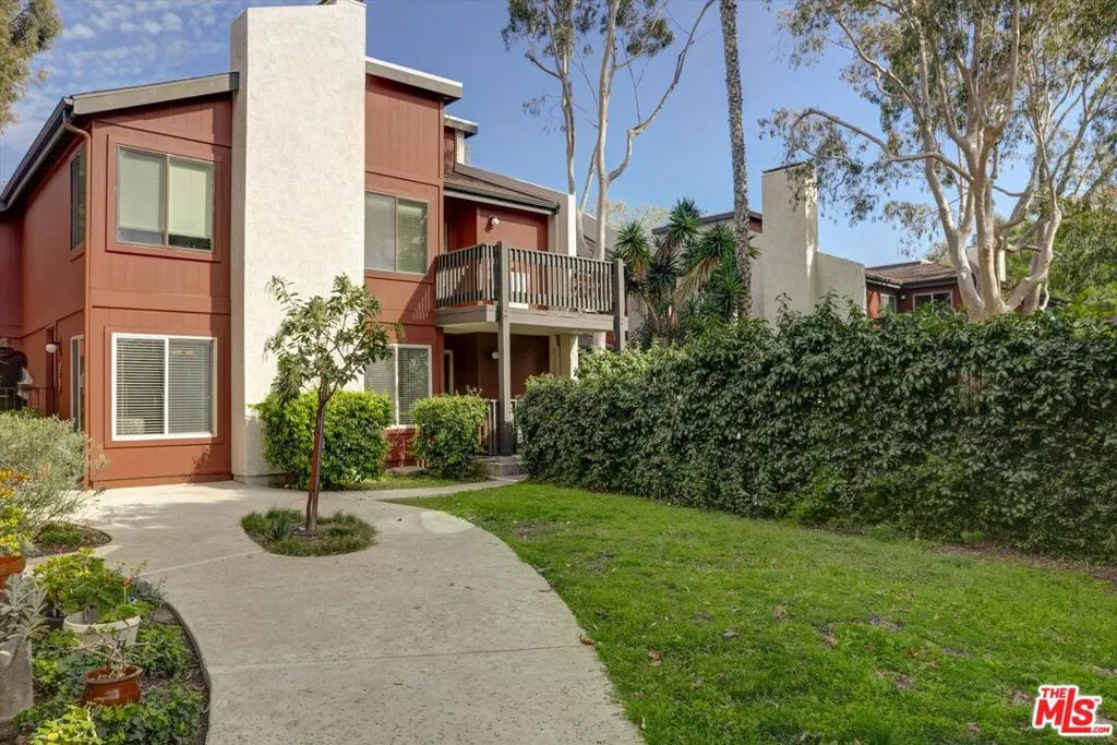 4845 Maytime Lane, Culver City, California 90230 home-pic-45