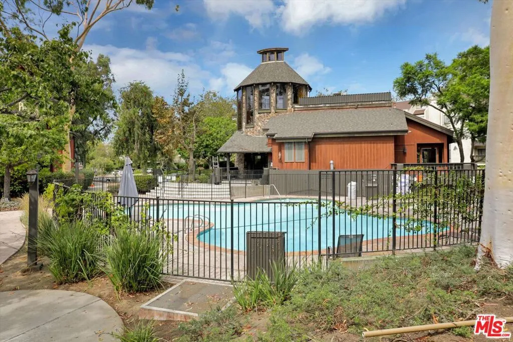 4845 Maytime Lane, Culver City, California 90230 home-pic-32