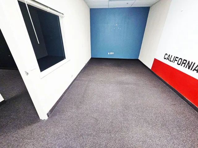 A3.2 Large Office