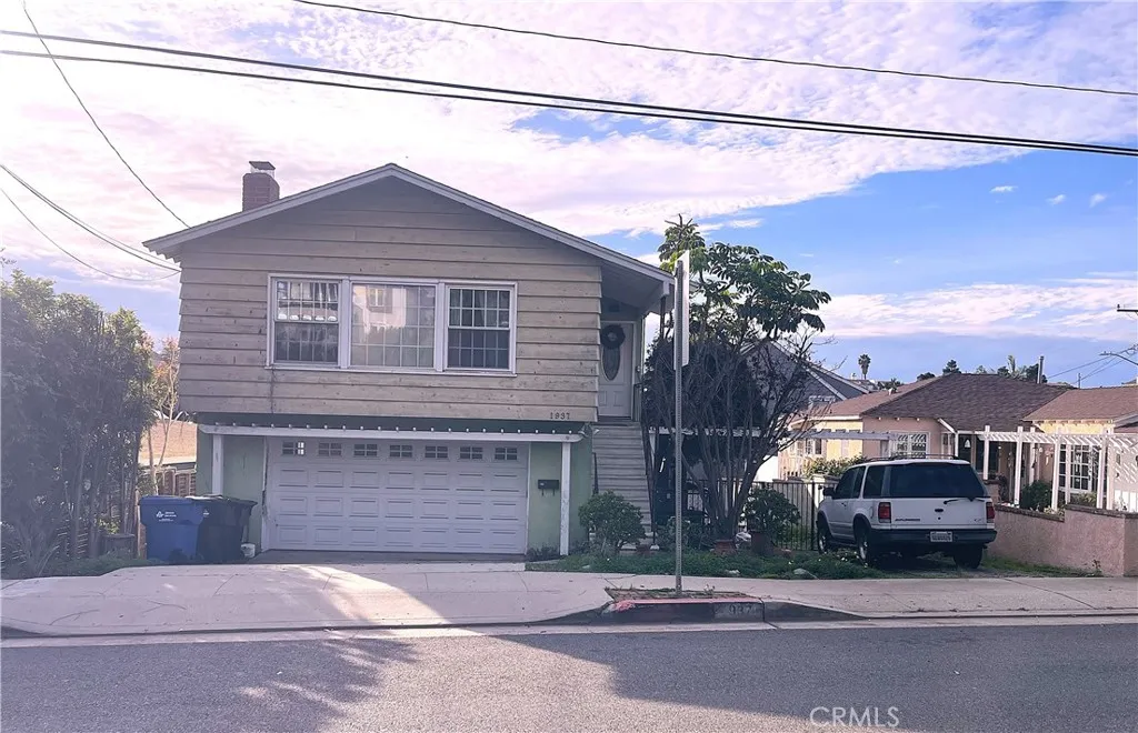 1937 Valley Drive, Hermosa Beach, California 90254 home-pic-1