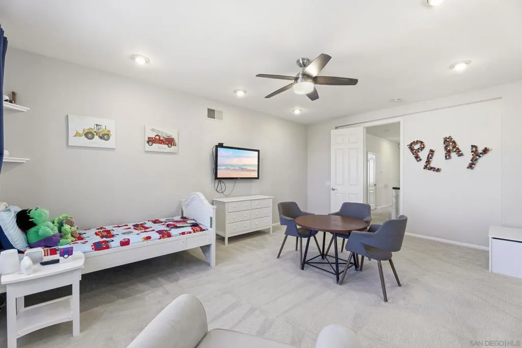 13367 Wyngate Point, San Diego, California 92130 home-pic-35