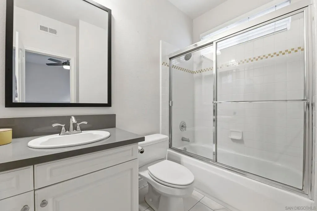 13367 Wyngate Point, San Diego, California 92130 home-pic-31