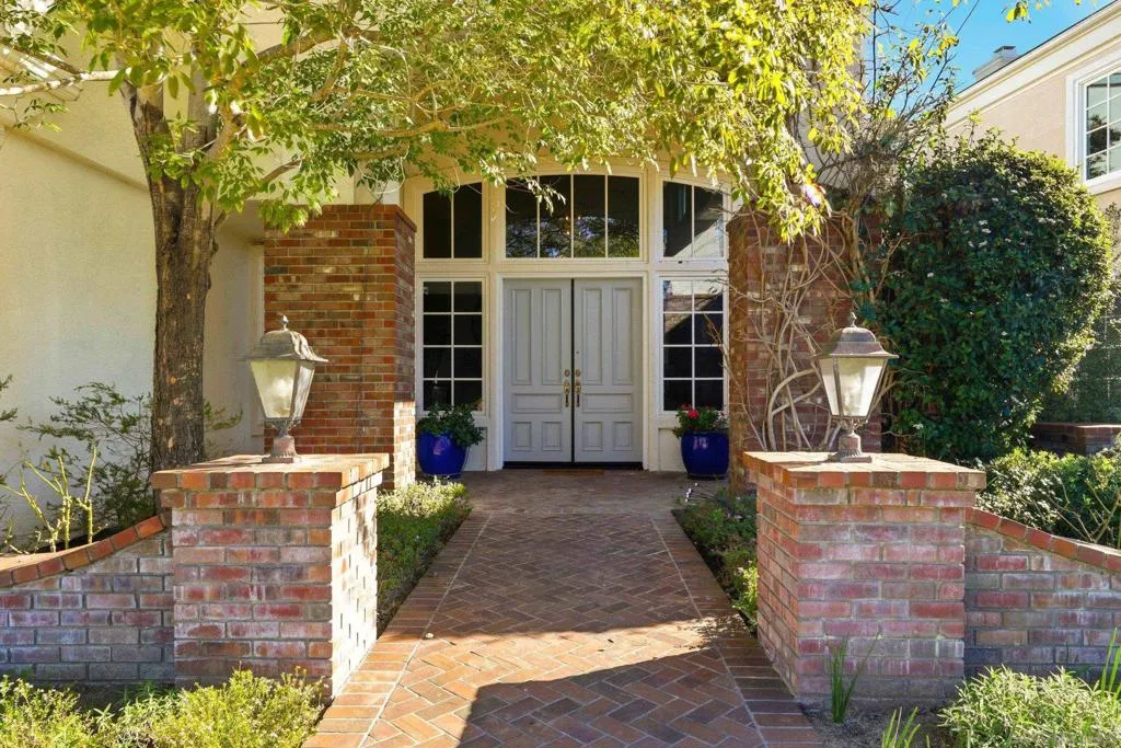 13367 Wyngate Point, San Diego, California 92130 home-pic-10