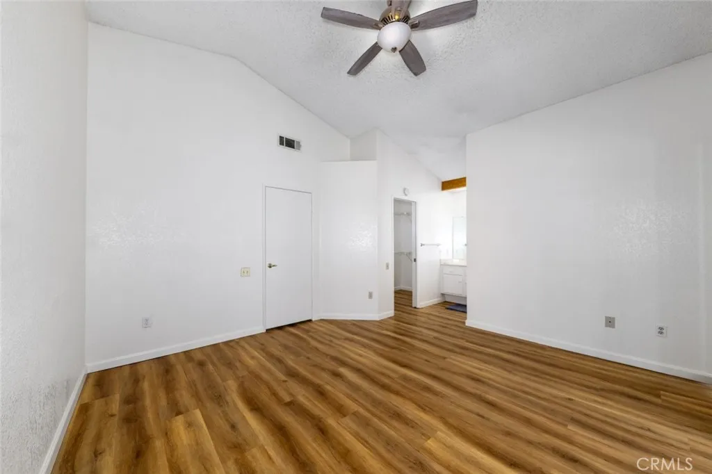 16880 Glennaire Avenue, Victorville, California 92395 home-pic-15