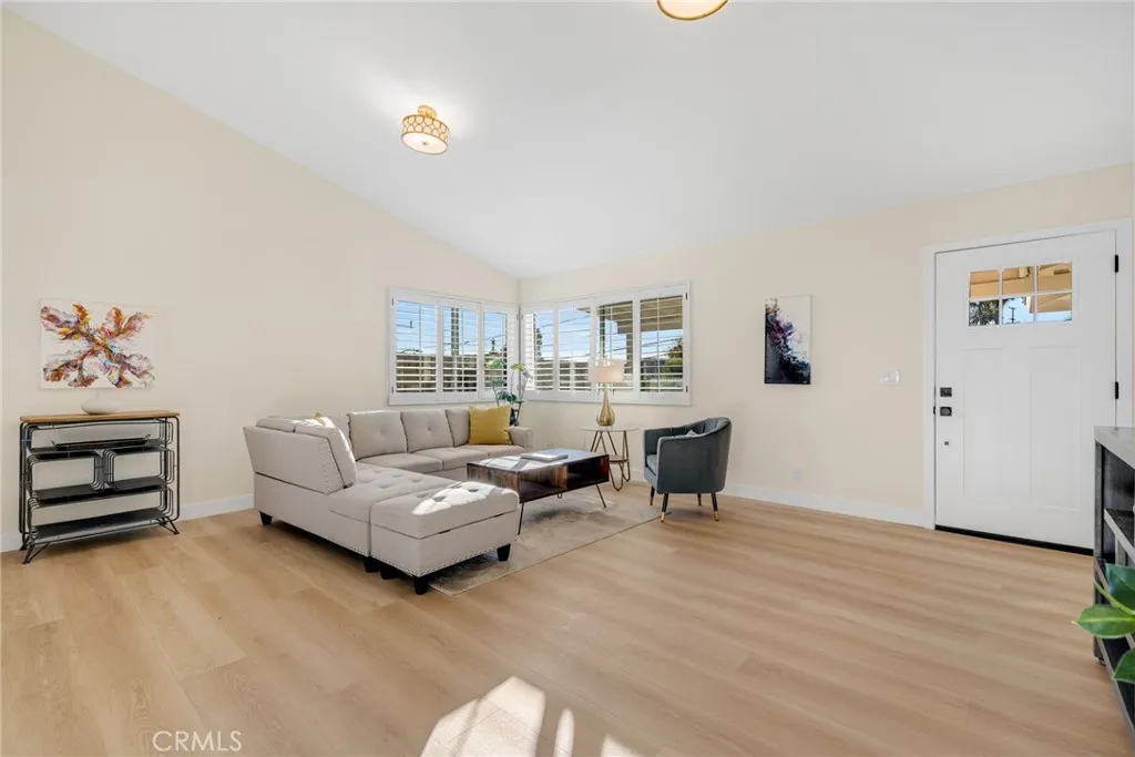 1030 La Casa, La Habra, California 90631 home-pic-7