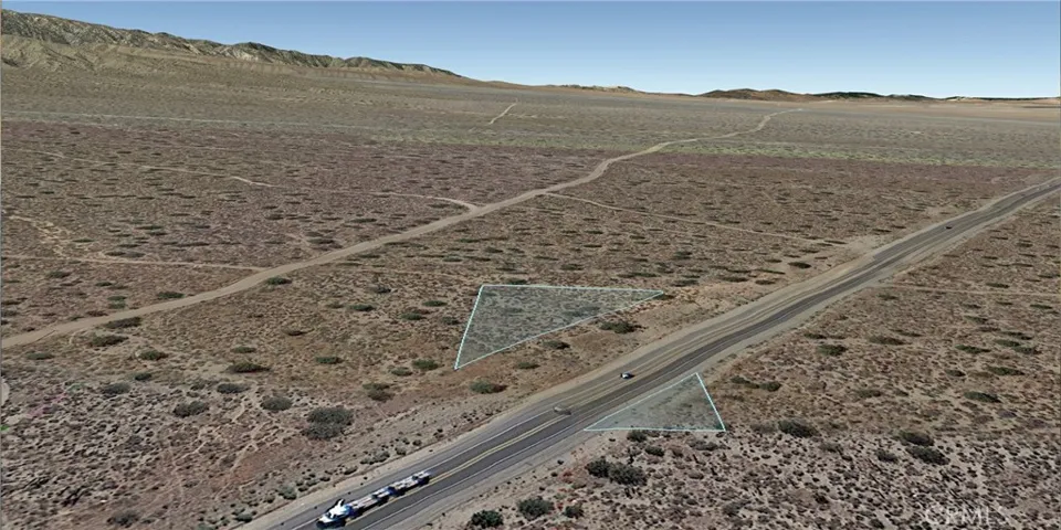 0 Antelope Hwy (138) & West Street, Llano, California 93544