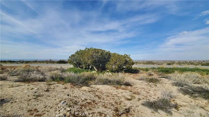 0 Antelope Hwy (138) & West Street, Llano, California 93544