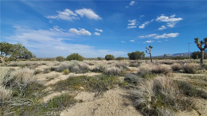 0 Antelope Hwy (138) & West Street, Llano, California 93544