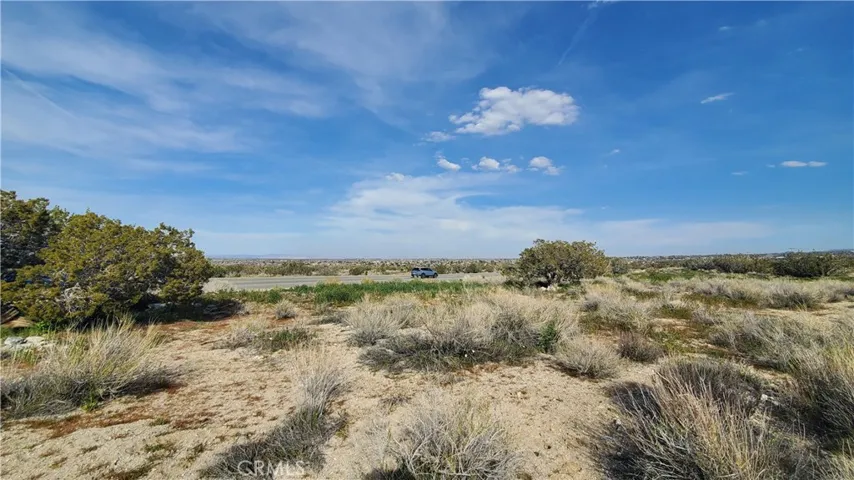 0 Antelope Hwy (138) & West Street, Llano, California 93544