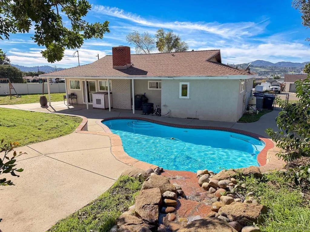 1421 Teton Dr, El Cajon, California 92021 home-pic-38