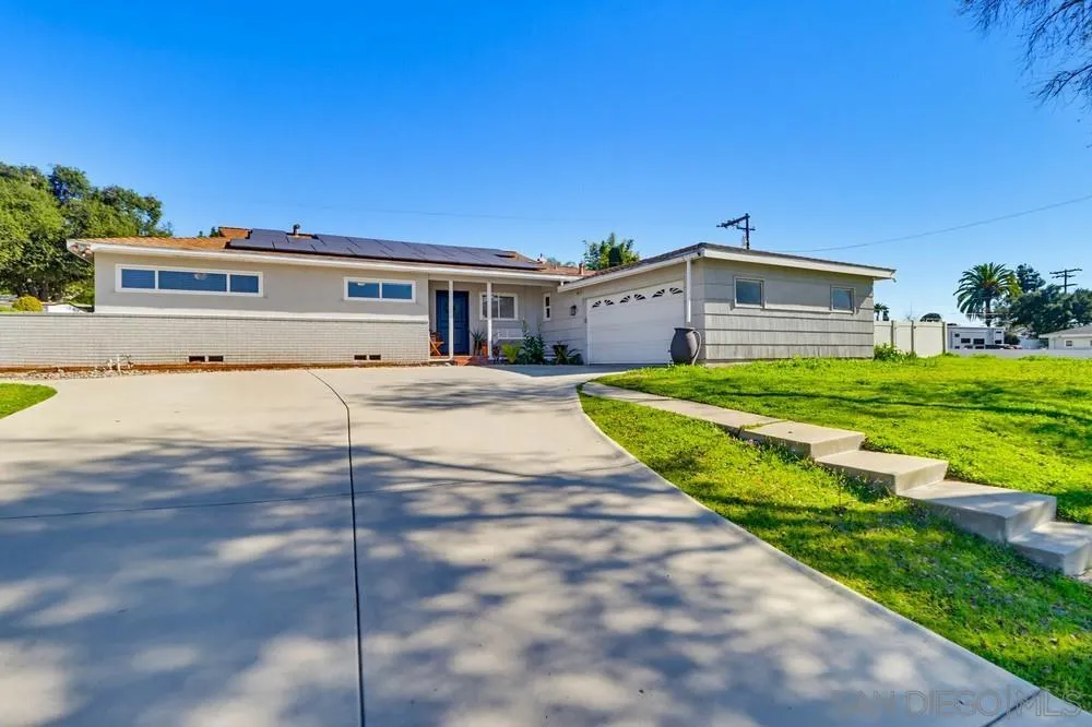 1421 Teton Dr, El Cajon, California 92021 home-pic-5