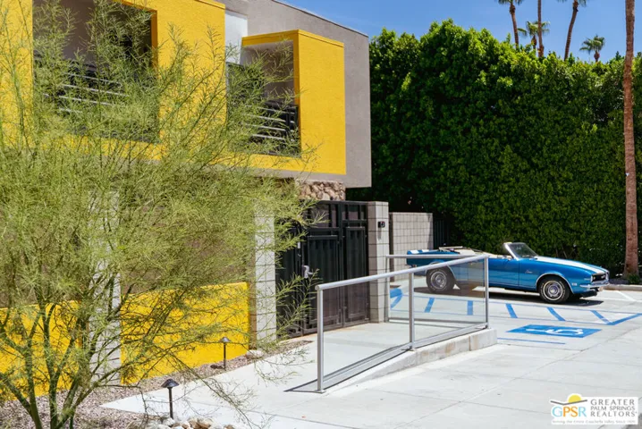 Exterior - Querencia Palms