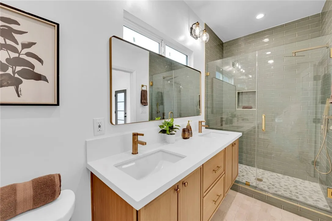 5160 Oakland, Los Angeles, California 90032 home-pic-28