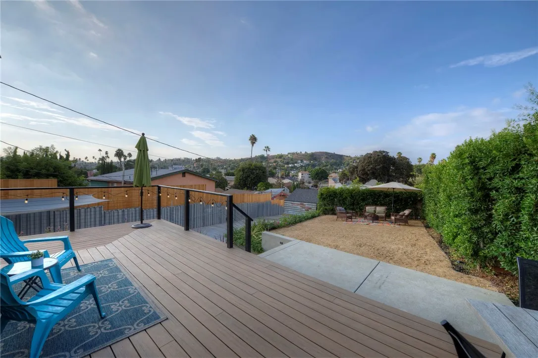 5160 Oakland, Los Angeles, California 90032 home-pic-10