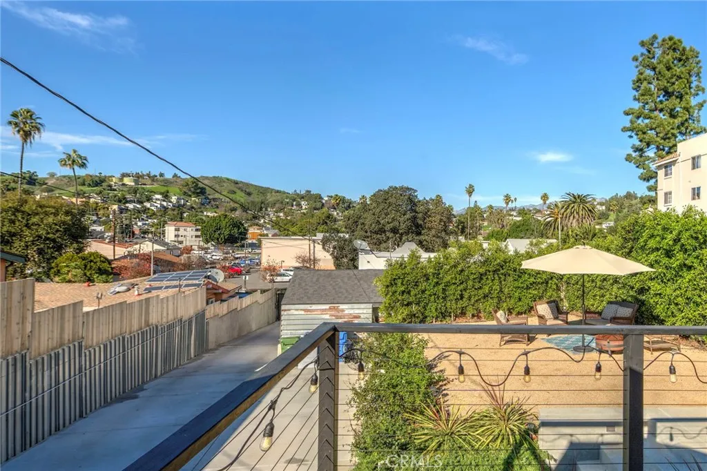 5160 Oakland, Los Angeles, California 90032 home-pic-37
