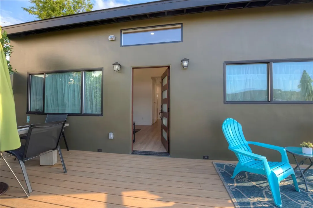 5160 Oakland, Los Angeles, California 90032 home-pic-11
