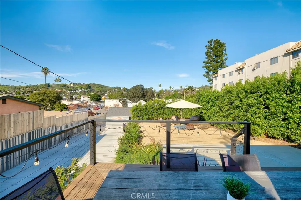5160 Oakland, Los Angeles, California 90032 home-pic-36